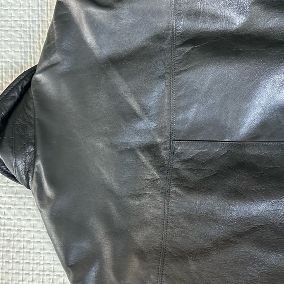 Men's Giacomo Valenti Black Leather Jacket - Picture 7 of 11
